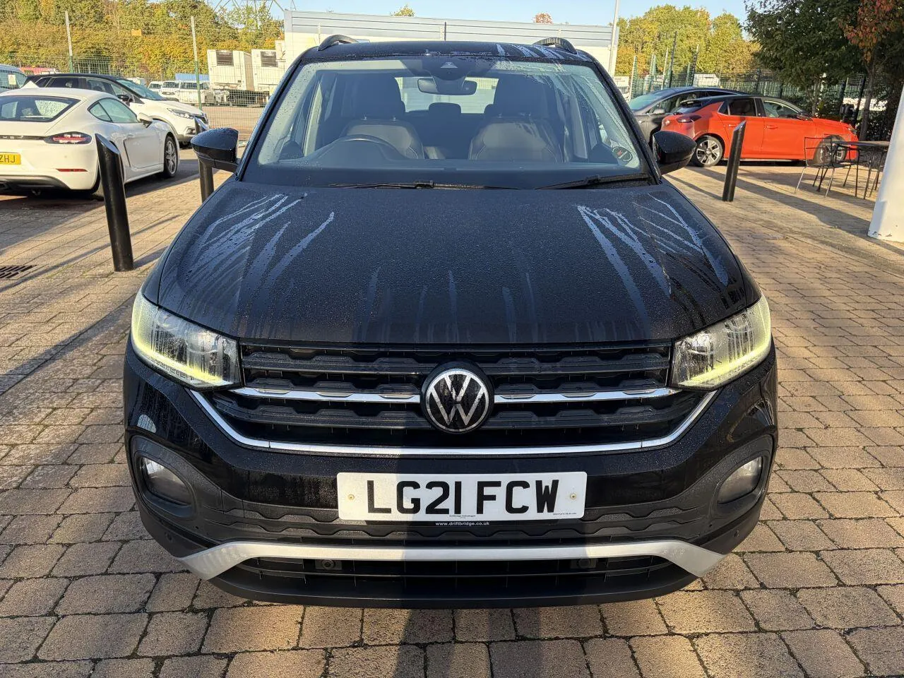 Volkswagen T-Cross 2021 photo 2