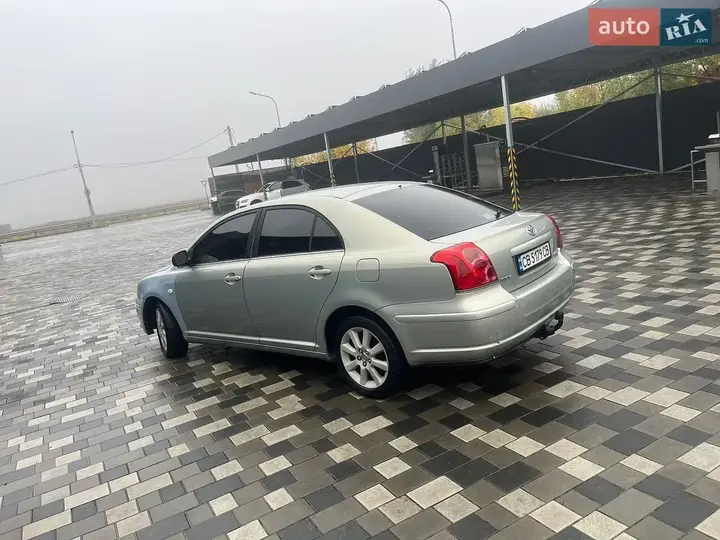 Toyota Avensis 2003 photo 3
