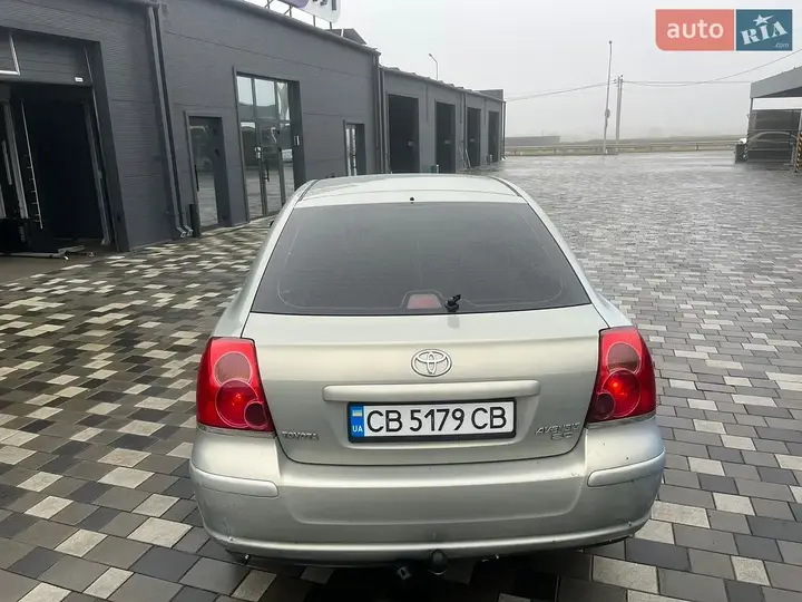 Toyota Avensis 2003 photo 4