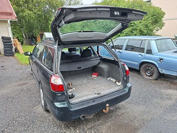 Subaru Legacy 2002 photo 5