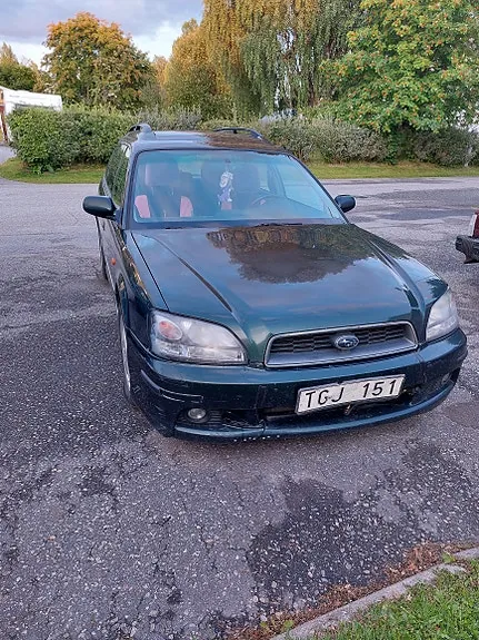 Subaru Legacy 2002 photo 2