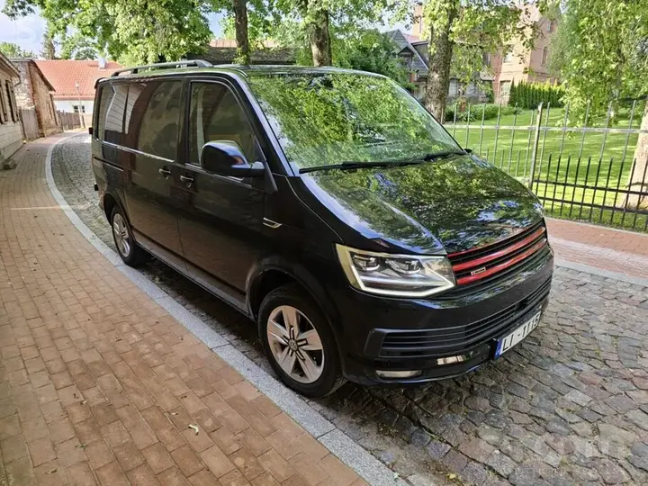 Volkswagen Transporter 2017 photo 2