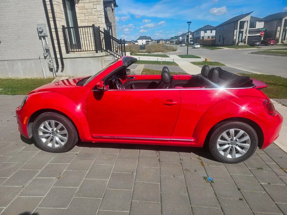 Volkswagen Beetle 2014 photo 2