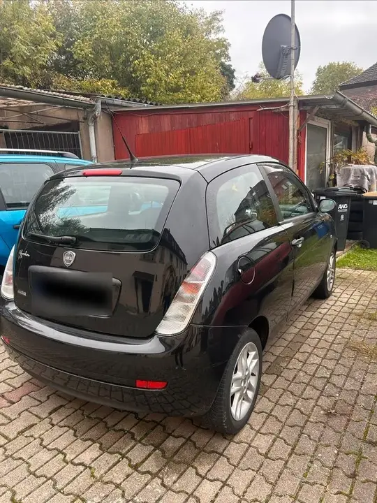 Lancia Ypsilon