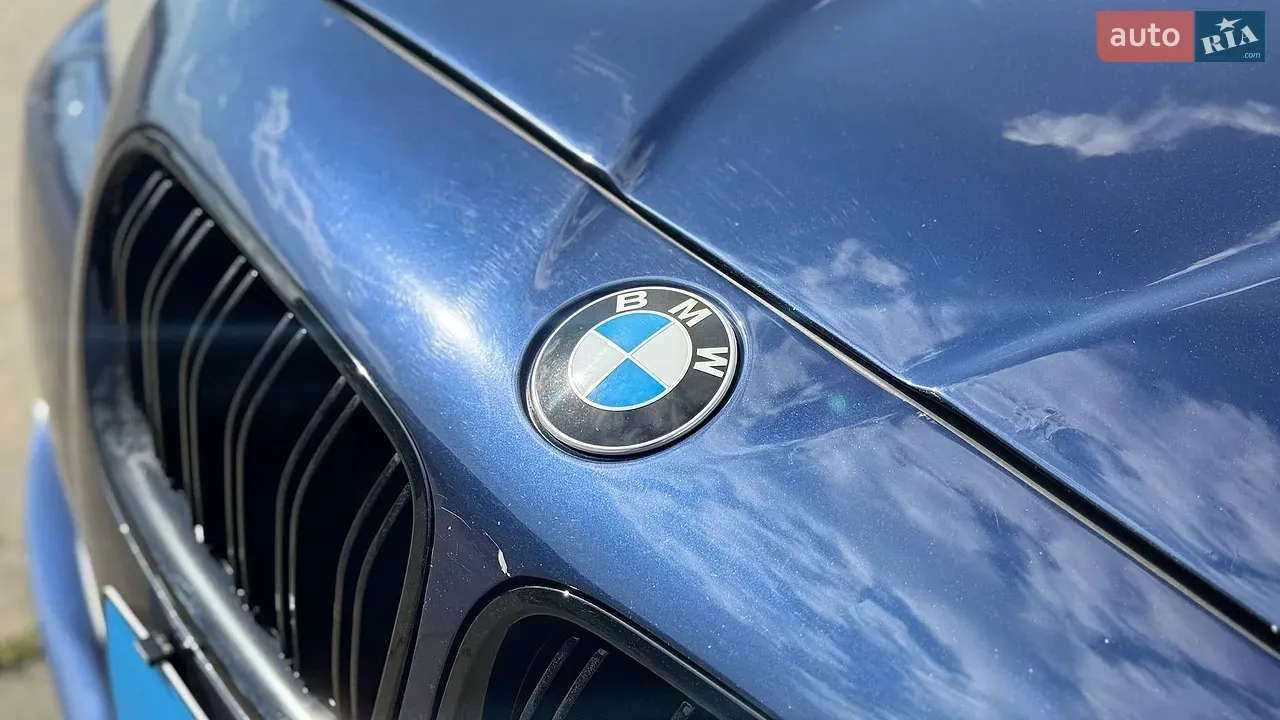 BMW 5 Series 2011 photo 5