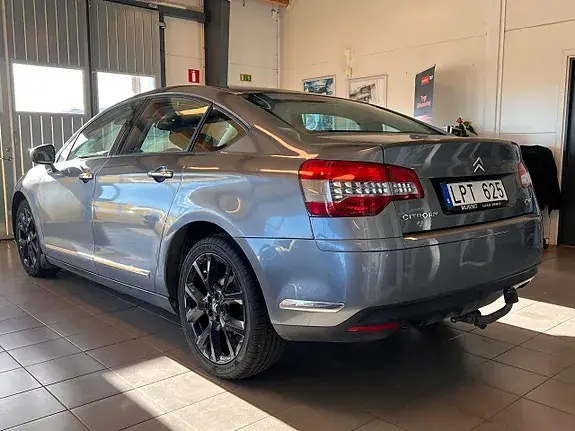 Citroen C5 2011 photo 2