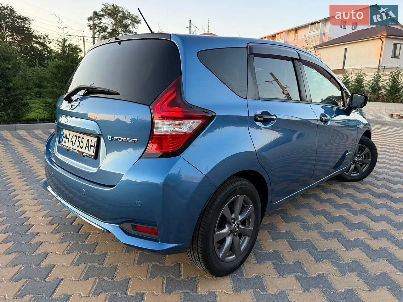 Nissan Note 2018 photo 5