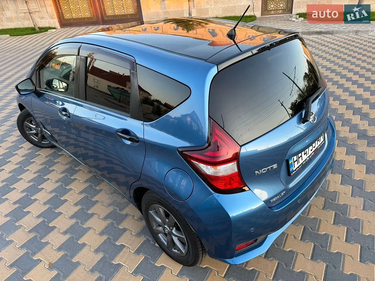 Nissan Note 2018 photo 3