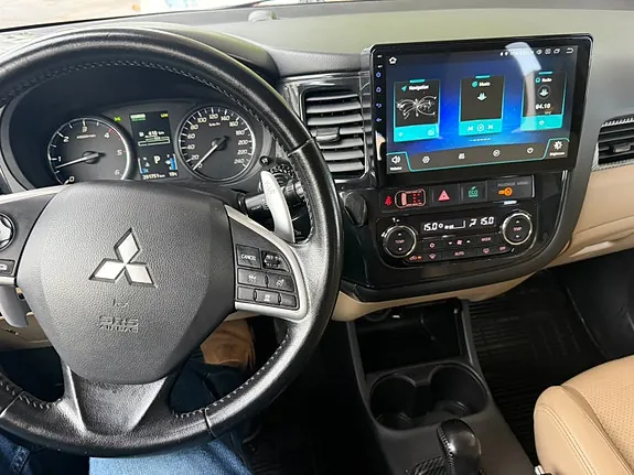 Mitsubishi Outlander 2013 photo 5