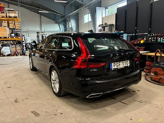 Volvo V90 2017 photo 2