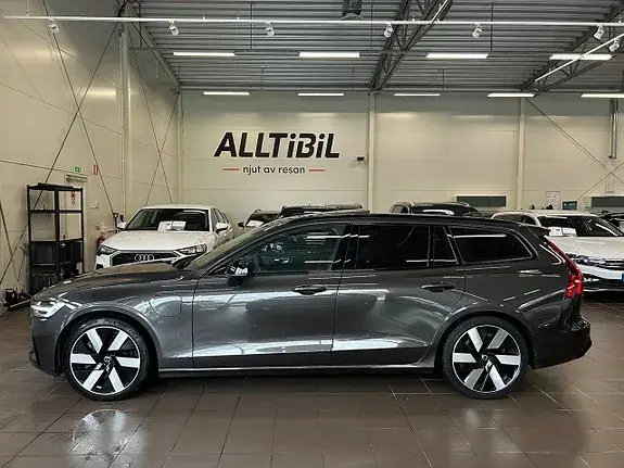 Volvo V60 2024 photo 4