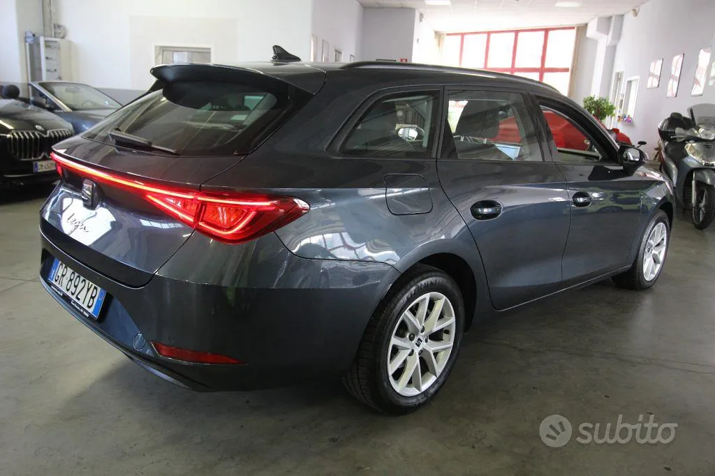 Seat Leon 2023 photo 5