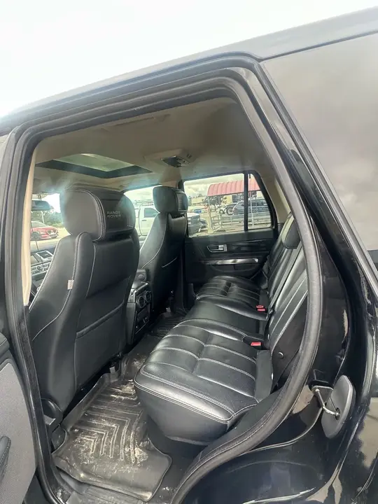 Land Rover Range Rover Sport 2013 photo 2