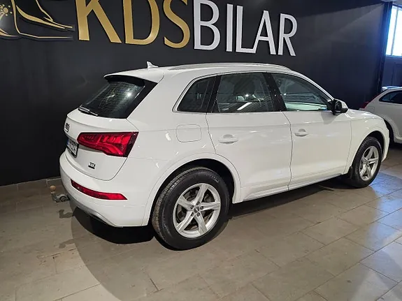 Audi Q5 2018 photo 5