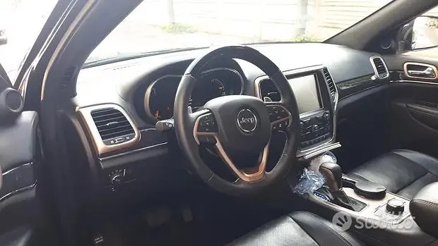 Jeep Grand Cherokee 2016 photo 4