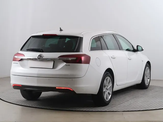 Opel Insignia St 2014 photo 4