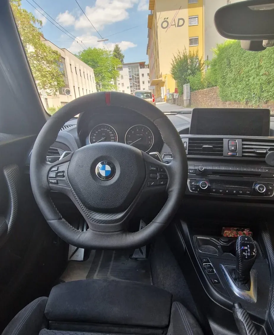 BMW 1 Series 2012 photo 3