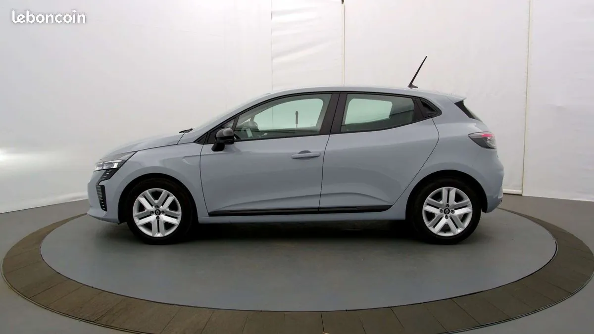 Renault Clio 2025 photo 4