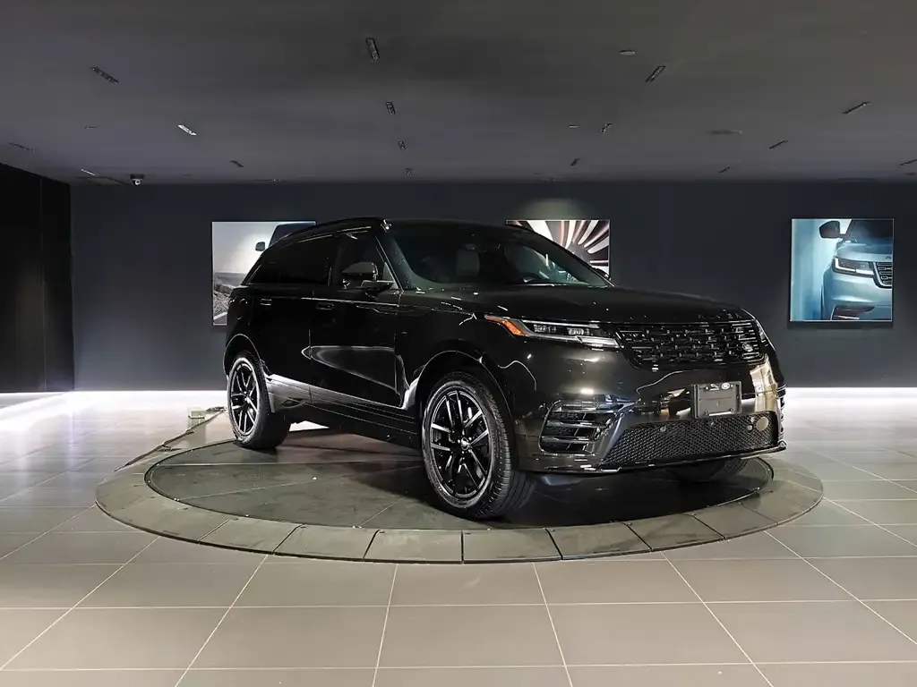 Land Rover Range Rover Velar 2026 photo 3