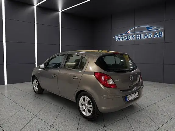 Opel Corsa 2011 photo 3