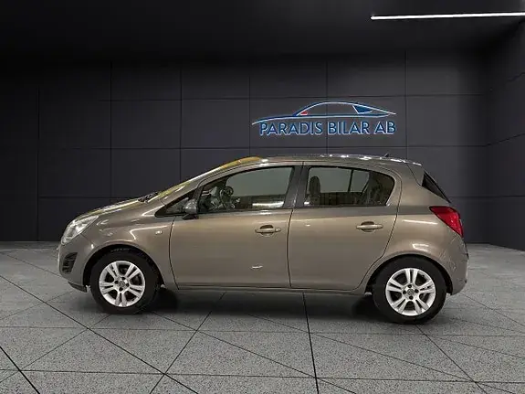 Opel Corsa 2011 photo 2
