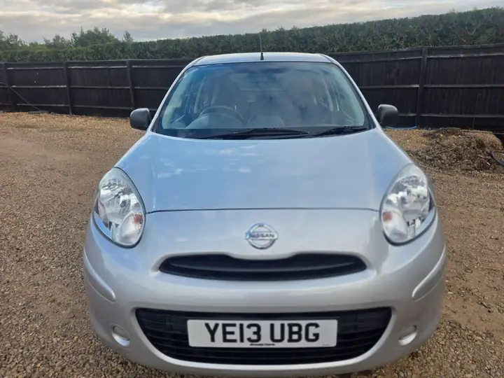 Nissan Micra 2013 photo 5