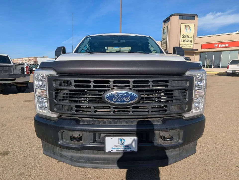 Ford F250 2025 photo 4