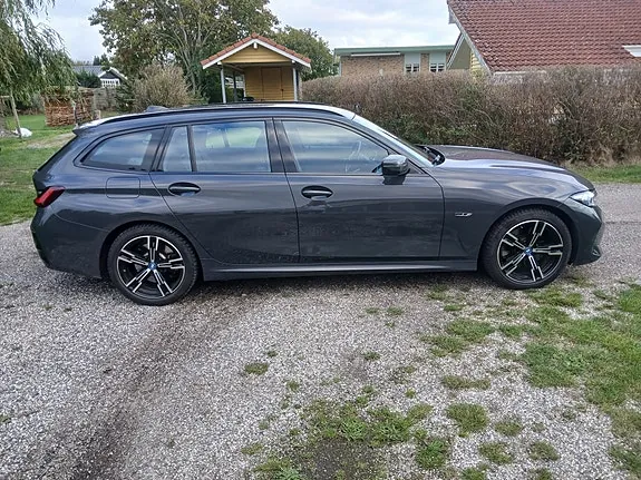 BMW 330E 2023 photo 3