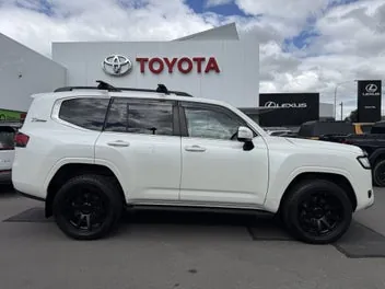 Toyota Land Cruiser 2022 photo 5