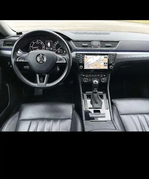 Skoda Superb 2016 photo 2