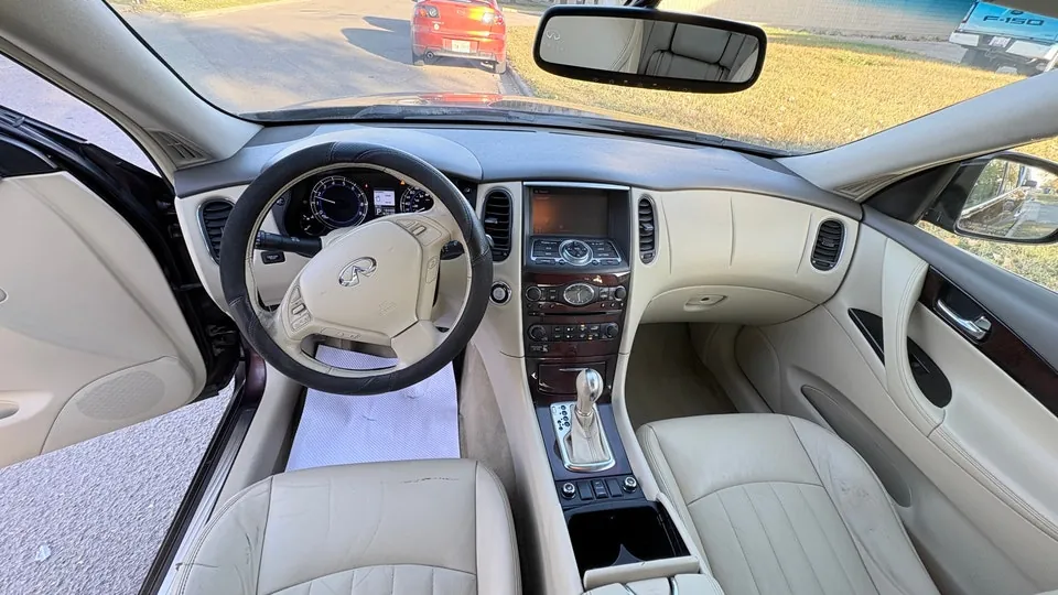 Infiniti Ex35 2012 photo 4
