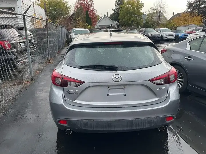 Mazda Mazda3 2015 photo 5
