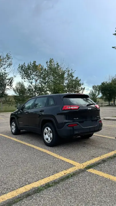 Jeep Cherokee 2016 photo 2