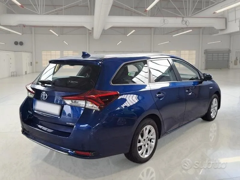 Toyota Auris 2018 photo 4