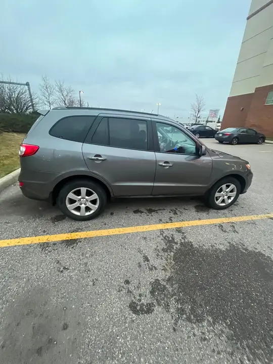 Hyundai Santa Fe 2010 photo 3