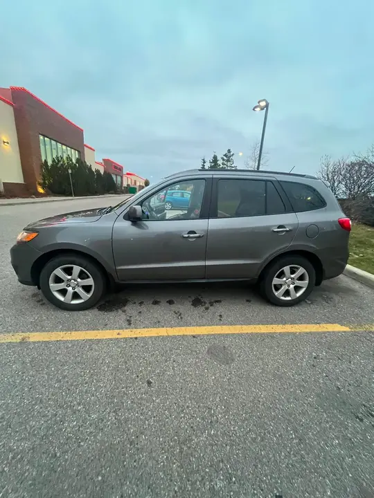 Hyundai Santa Fe 2010 photo 4