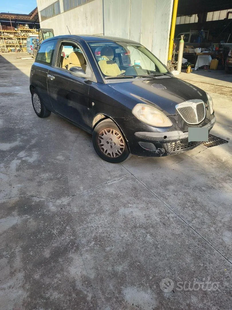 Lancia Y 2004 photo 4