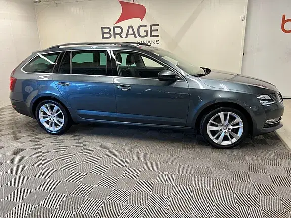 Skoda Octavia 2018 photo 3