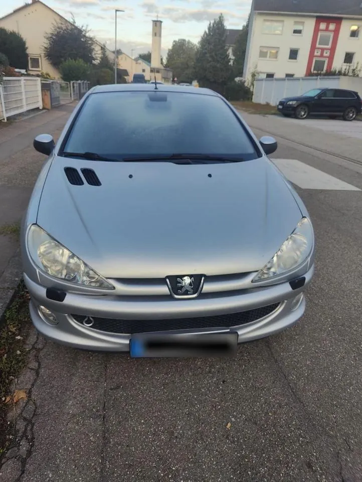 Peugeot 206