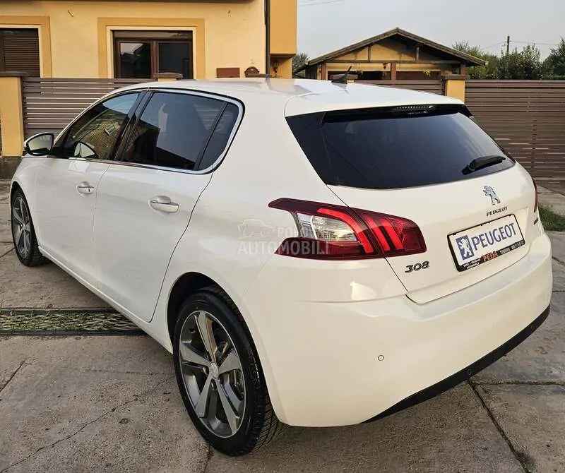 Peugeot 308 2015 photo 3