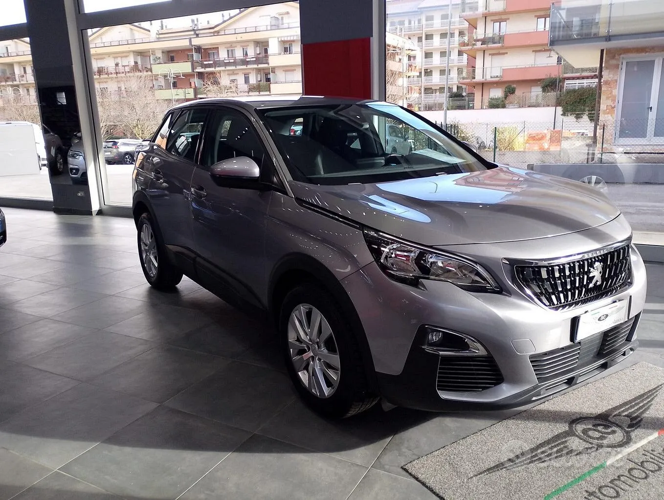 Peugeot 3008 2019 photo 3
