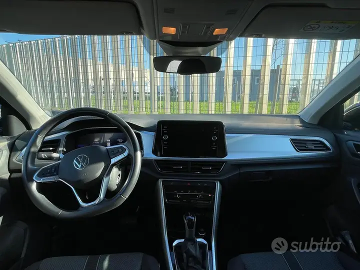 Volkswagen T-Roc 2024 photo 5