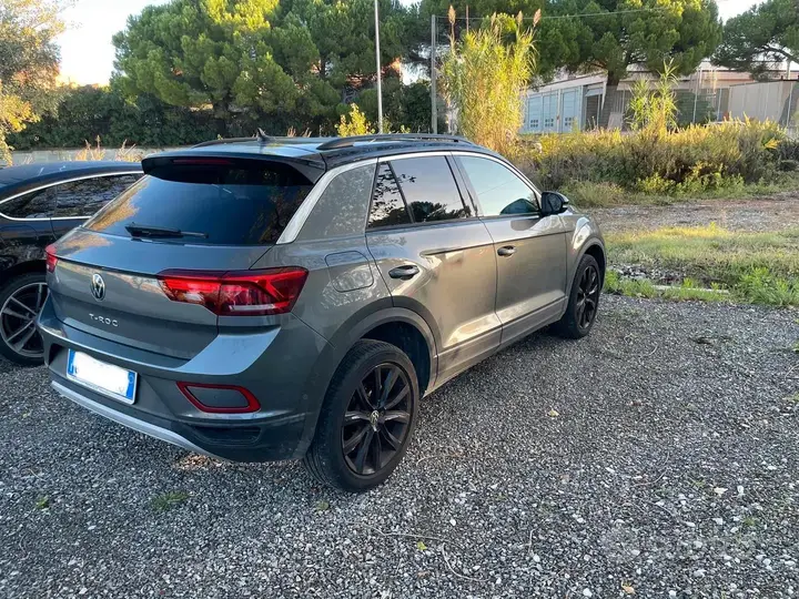 Volkswagen T-Roc 2024 photo 3