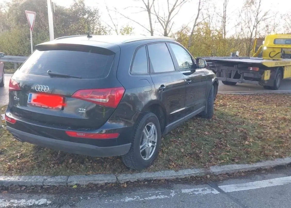 Audi Q5 2011 photo 2