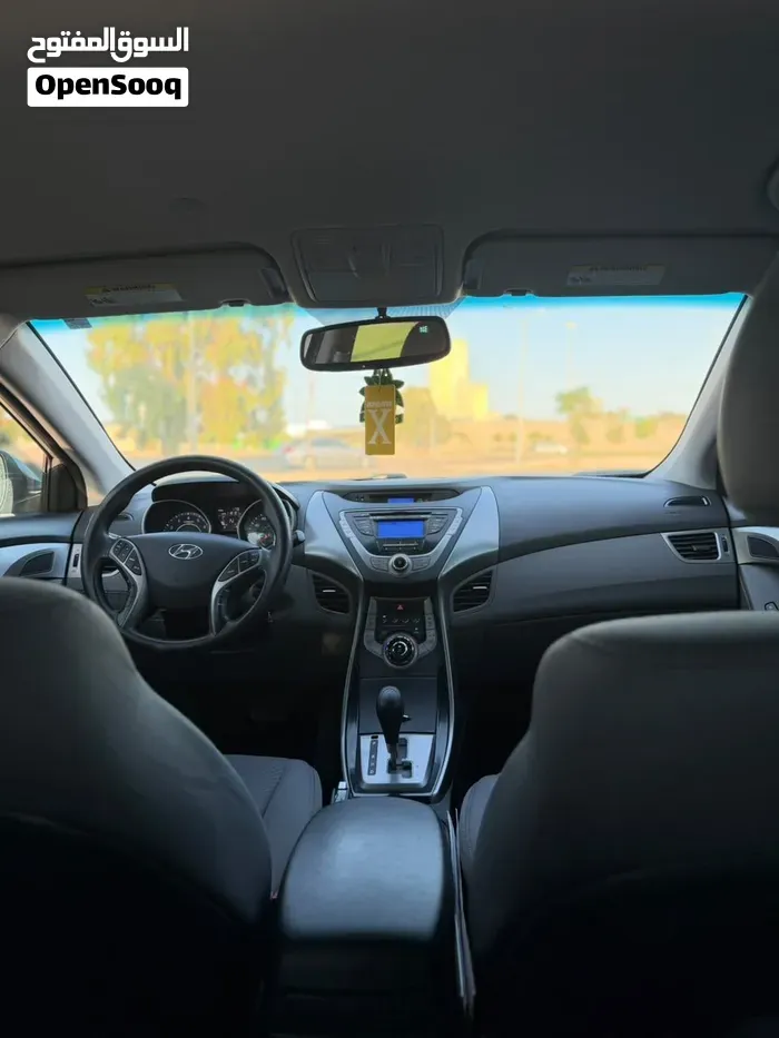 Hyundai Elantra 2012 photo 5