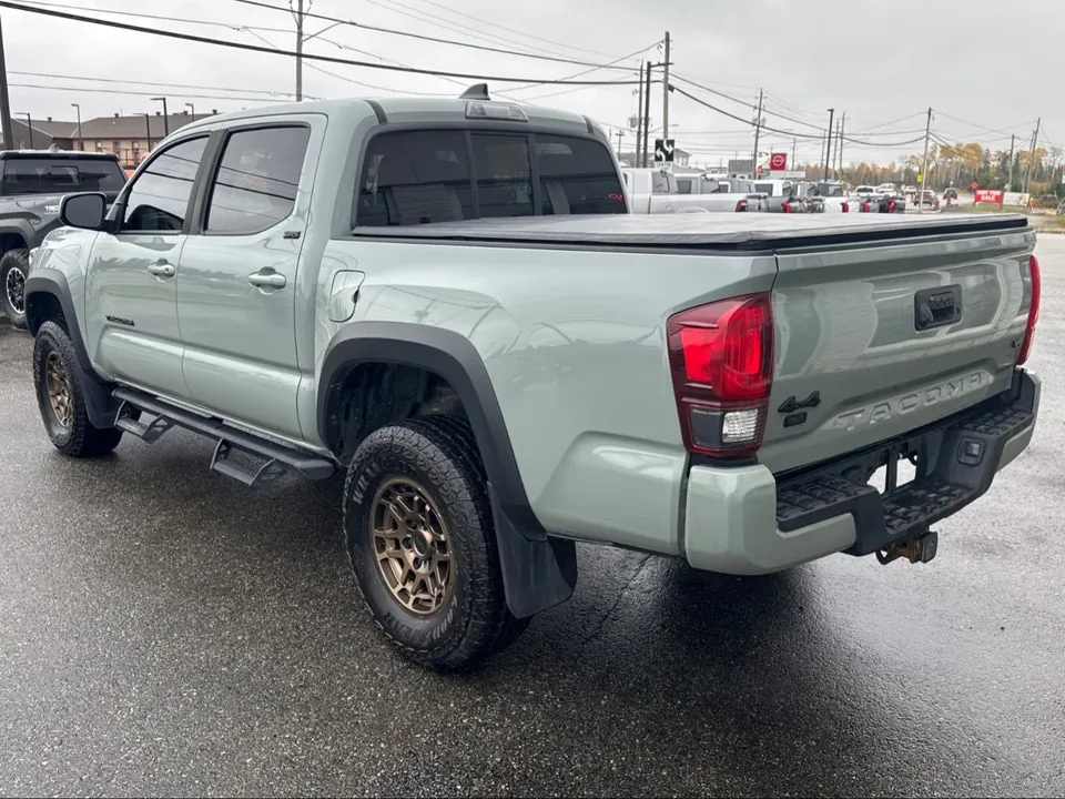 Toyota Tacoma 2022 photo 3