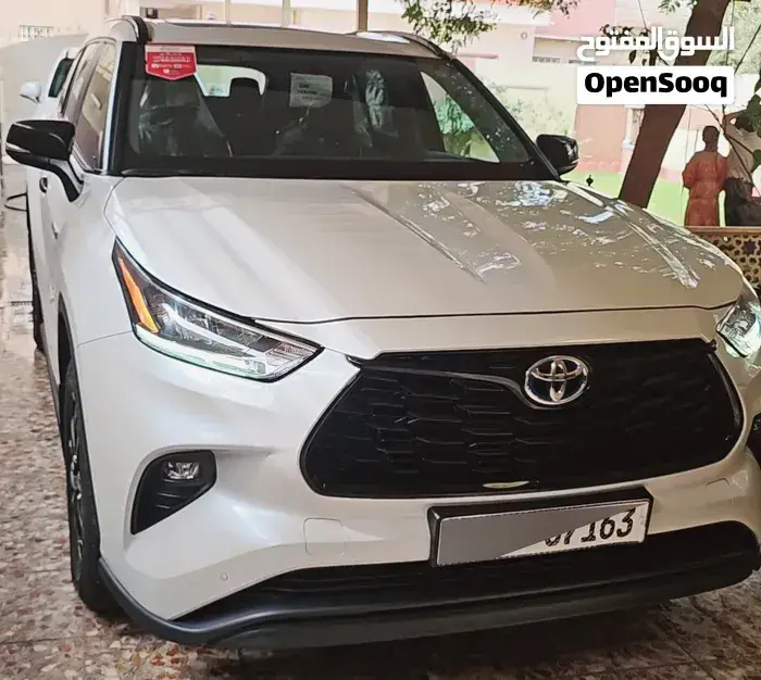 Toyota Highlander 2024 photo 2
