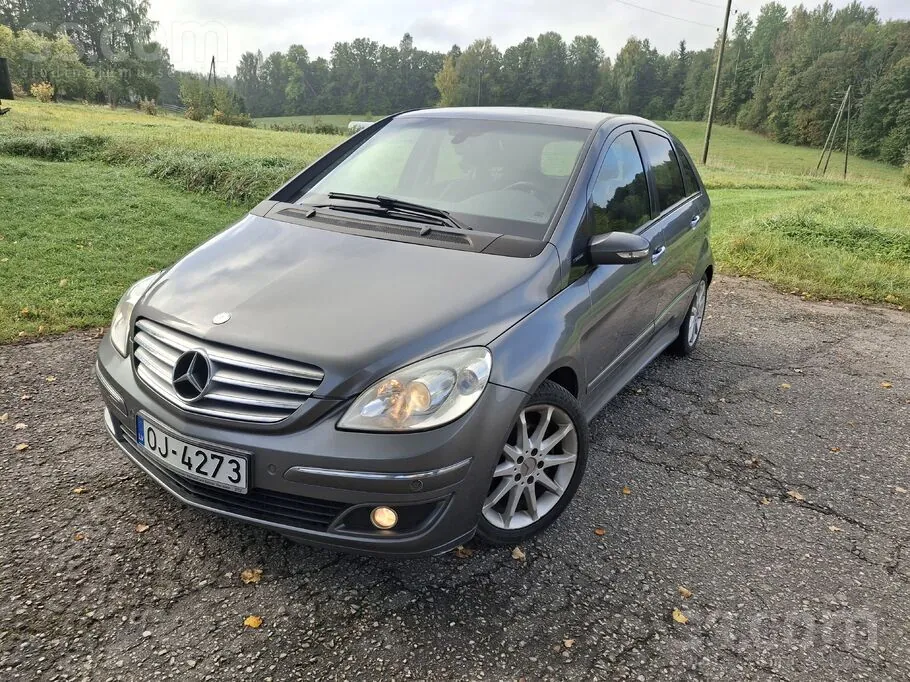 Mercedes-Benz B200