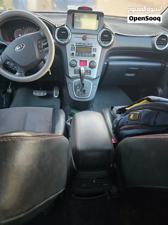 Kia Carens 2008 photo 2