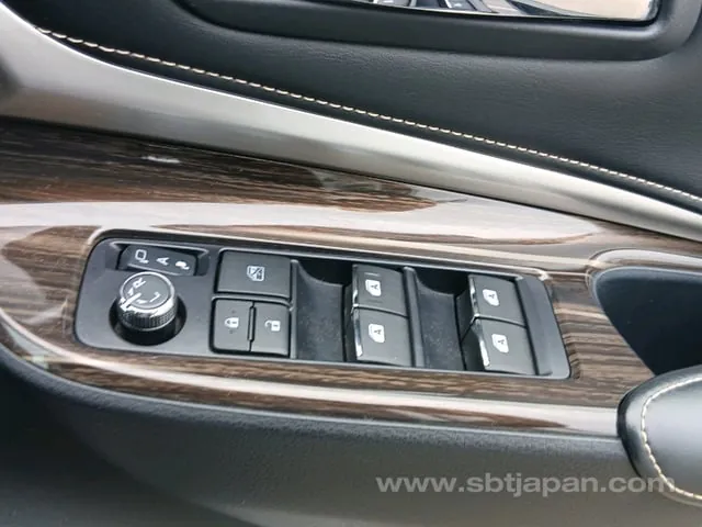 Toyota Harrier Elegance 2014 photo 2